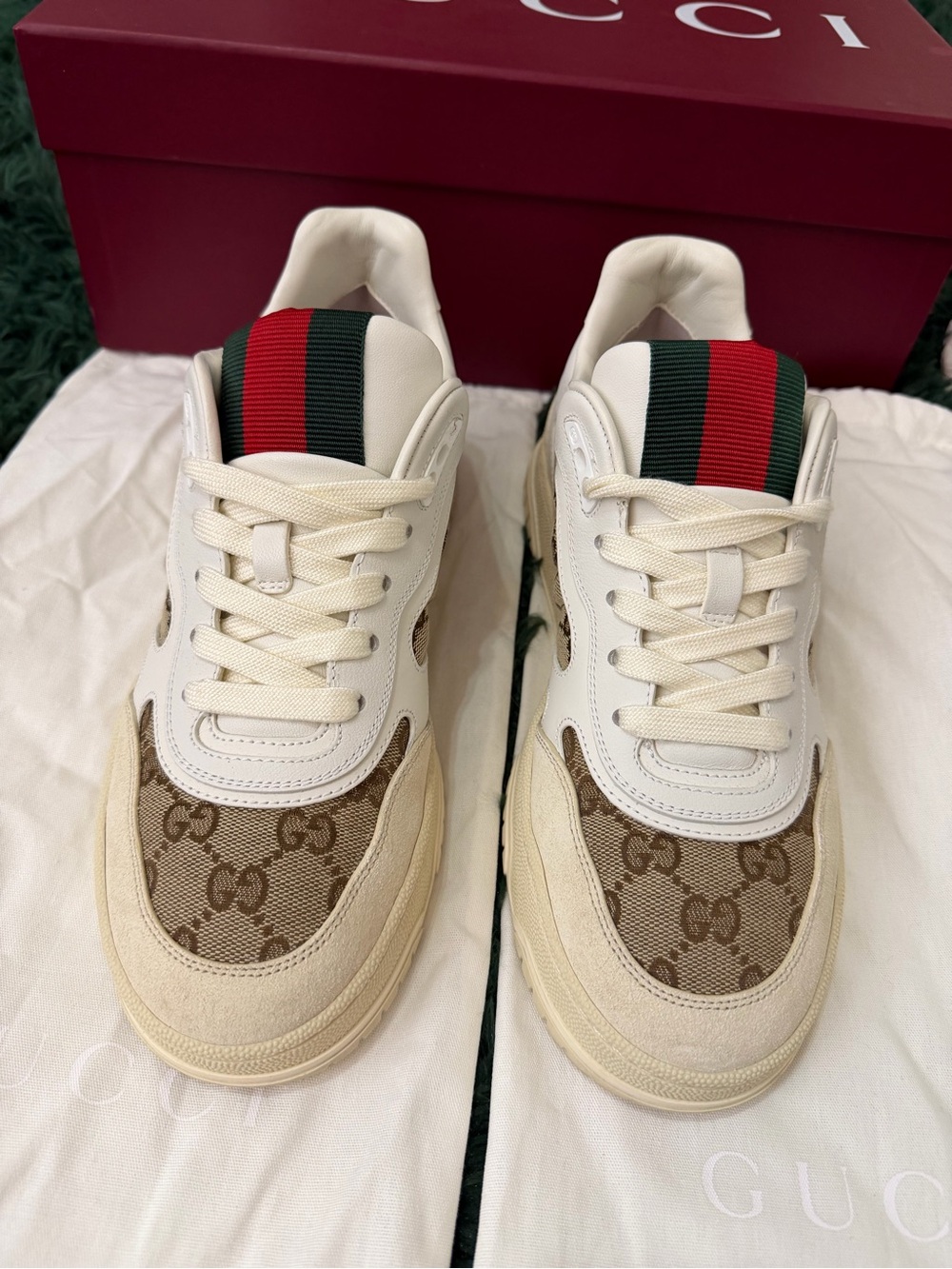 Gucci Re-Web Sneakers in Beige & White with Classic GG logo & Red-Green details